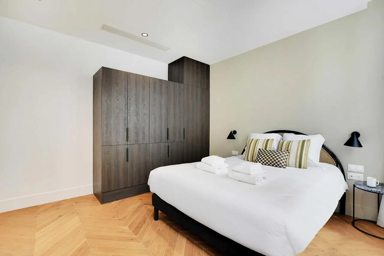 Luxury Apartment 1Br 4P - Opera Paryż 0*,